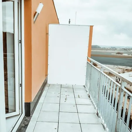 All Cozy For You, Terrace, Free Parking * Hostivice